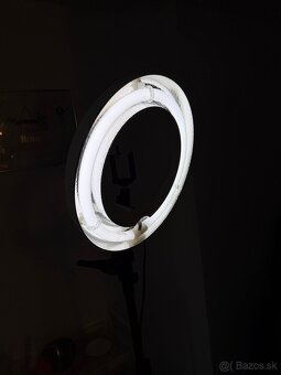 Vybavenie do salónu - 8