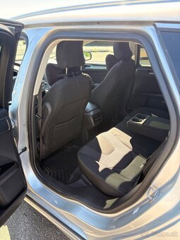 Ford Mondeo Mk5 - 8