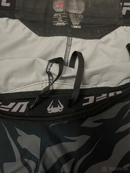 MMA šortky VENUM L - 8