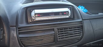 Fiat Punto 1.2 - 8
