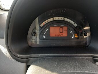 Predám citroen c3 1.1 benzin - 8
