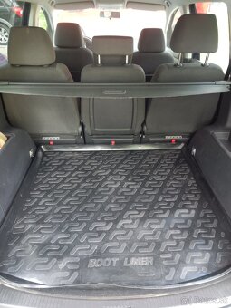 Volkswagen Touran 1.4 tsi - 8