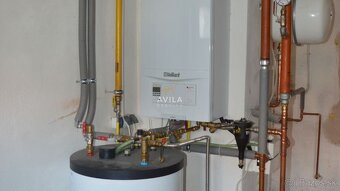 NA PREDAJ: 6-izb.,2-posch.,2-generačný RD s pozemkom 800m2 - - 8