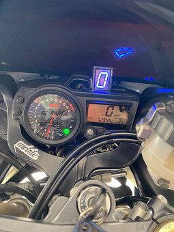 Suzuki gsxr 600 - 8