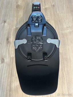 Cybex Cloud T I-SIZE Plus + BASE T Black - 8