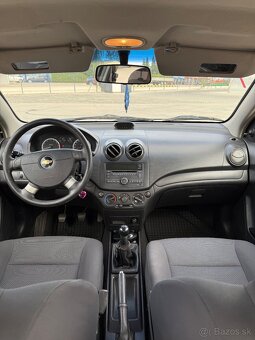 Chevrolet AVEO - 8
