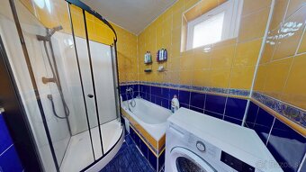 Rodinný dom s bazénom v tichej obci Staré - 8