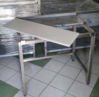Kuchynské gastro stôl, rozrábkový, stoly s policou - 8