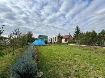 Príjemný menší RD - priestranný pozemok - výhľad na Zobor - 8