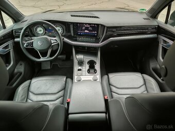 VW Touareg 3,0TDi 4x4 VZDUCH, KŮŽE, Tažné , r.v.12/2020 DPH - 8