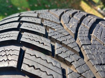 225/50 r17 zimne pneumatiky continental - 8