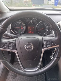 Opel Astra SPORTS TOURER - 8