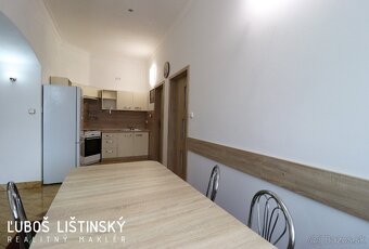 ZNÍŽENA CENA Rodinného domu na Velickom námestí, Poprad - 8