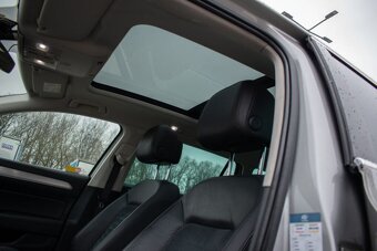 Volkswagen Passat Variant 2.0 BiTDI 240k Highline 4MOTION - 8