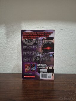 Five Nights at Freddy's knihy v ANJ - 8