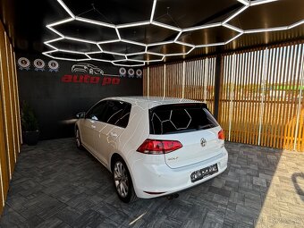 Volkswagen Golf 1.4 TSI Premium Highline DSG - 8