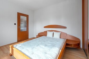 Na predaj | 2 izbový byt, Petržalka - Holíčska ul. - 8