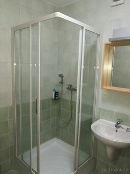BA I. Na prenájom 1 izbový byt  s parkovaním na Dunajskej - 8