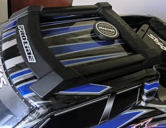 Predám originál karosériu Traxxas Xmaxx Ultimate - 8