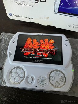 PSP go Pearl White - 8
