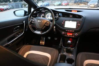 Kia CEED SW 1,6 CRDi GT-line - 8