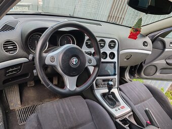 Alfa Romeo 159 JTDm 110kw - 8
