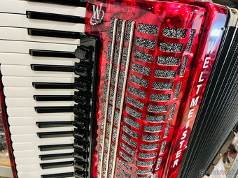 Predám špičkový akordeón Weltmeister Topas IV 96 basový- NAJ - 8