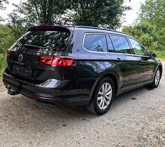 VW Passat Variant B8 2.0 TDI 110kw FACELIFT MATRIX r.v 2021 - 8
