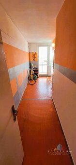 Exkluzívne na predaj 1i byt v centre mesta Bánovce n/B - 8