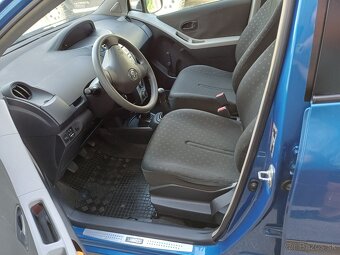 Toyota Yaris II 1,0 VVTi - STK EK do 02/2027 - 8