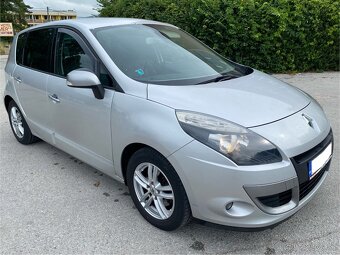 RENAULT MEGANE SCENIC 1.5DCi 81kW M6 - 8