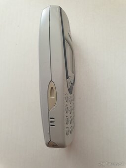 Nokia 3310 - 8
