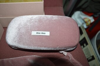 predam uplne novy obal na okuliare MIU MIU - 8