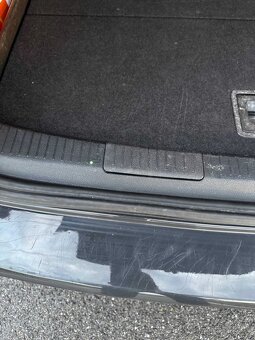 Volkswagen Golf 7 variant, 2.0 TDi BMT110kw DSG_EU6_10/2014 - 8