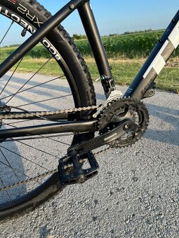 Trek Marlin 5 - L, 29” - 8