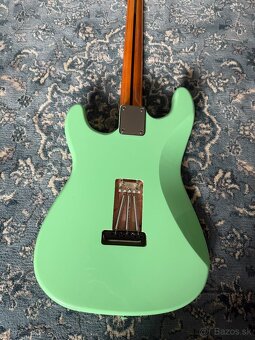 Handmade Vintage-Style 60's Surf Green Strat - 8