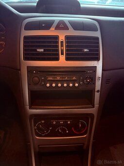 Peugeot 307 SW 1.6 HDI 7-Miestne SK - 8
