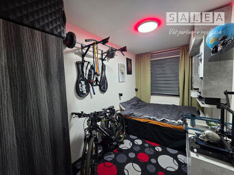 TURZOVKA 3-IZBOVÝ PRIESTRANNÝ BYT PRIAMO V CENTRE-ZARIADENÝ - 8