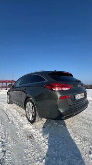 Hyundai i30 CW 1.5i CVVT DPI Play - 8