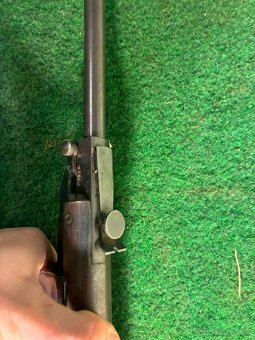 Ruská Vzduchovka iz - 8