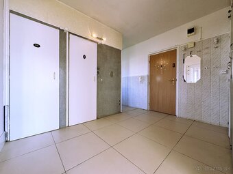 Na predaj slnečný 4-izbový byt na sídlisku Vlčince v Žiline - 8