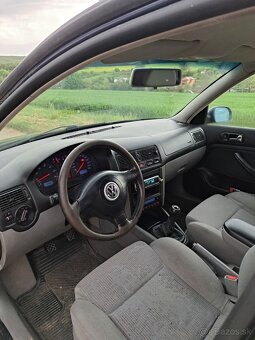 Golf IV  1.6 - 8