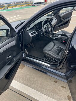 BMW 525i Sedan M-packet | 2008 (facelift) | Manuál | e60 - 8
