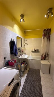 PREDAJ 2.-izbový byt, Malé námestie Malacky - 8