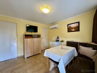 MAĎARSKO - MEZŐKÖVESD PENZIÓN S 11 APARTMÁNMI, TERASA, ALTÁ - 8
