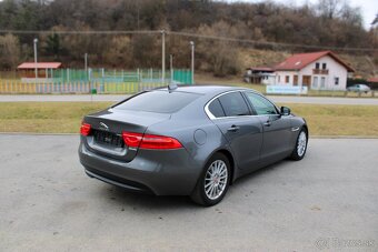 Jaguar XE 2.0 I4D Prestige AT, Nelakované - 8