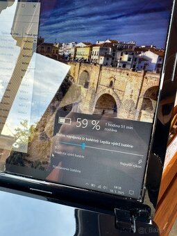 Predám notebook Lenovo G580 - 8