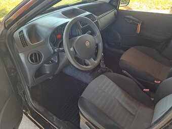 Ponúkam na predaj Fiat Punto 1,2 - 8