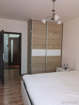 2kk Hlohovec, Železničná - 8