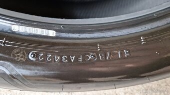 Bridgestone Alenza 001 235/50 r20 - 8